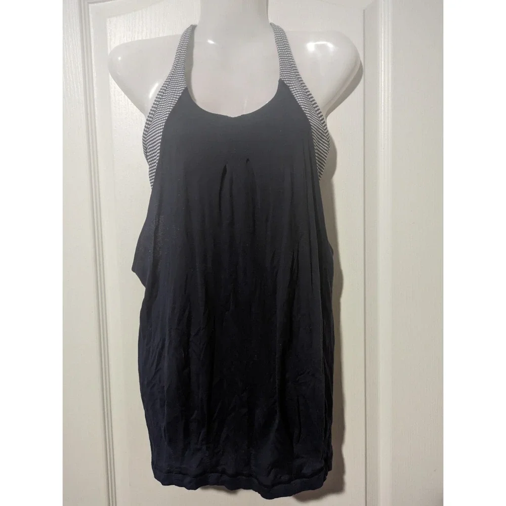 Lululemon Practice Freely Inkwell Tank Size 6 EUC Navy Blue White - Picture 2 of 10